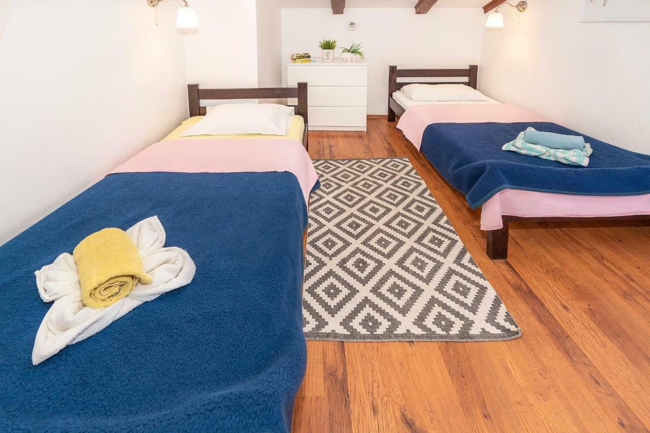 Mediterranean Apartment Korina Baska  Ngoại thất bức ảnh